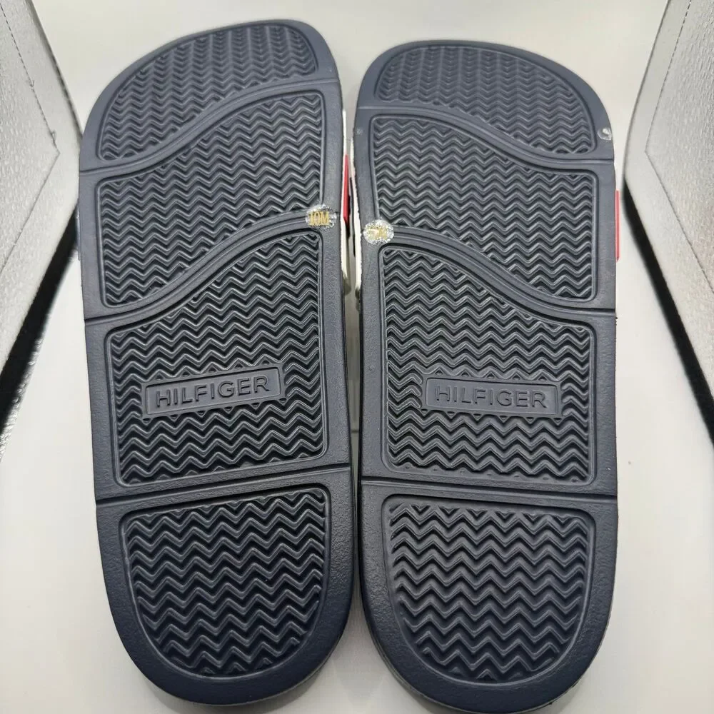 Tommy Hilfiger tags one